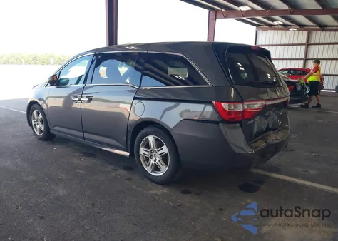 2013 Honda Odyssey Touring/Touring Elite from USA, damaged, VIN 5FNRL5H92DB083632